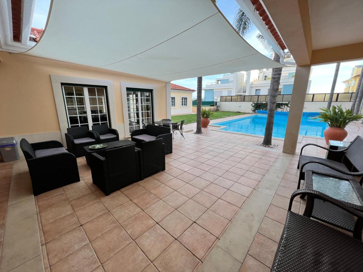 B&B With Heated Pool São Martinho do Porto Buitenkant foto