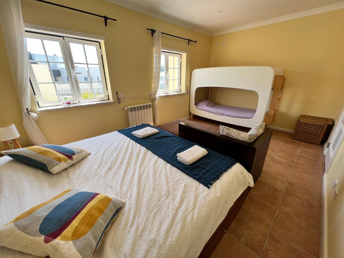 B&B With Heated Pool São Martinho do Porto Buitenkant foto