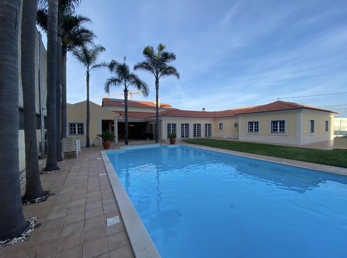 B&B With Heated Pool São Martinho do Porto Buitenkant foto