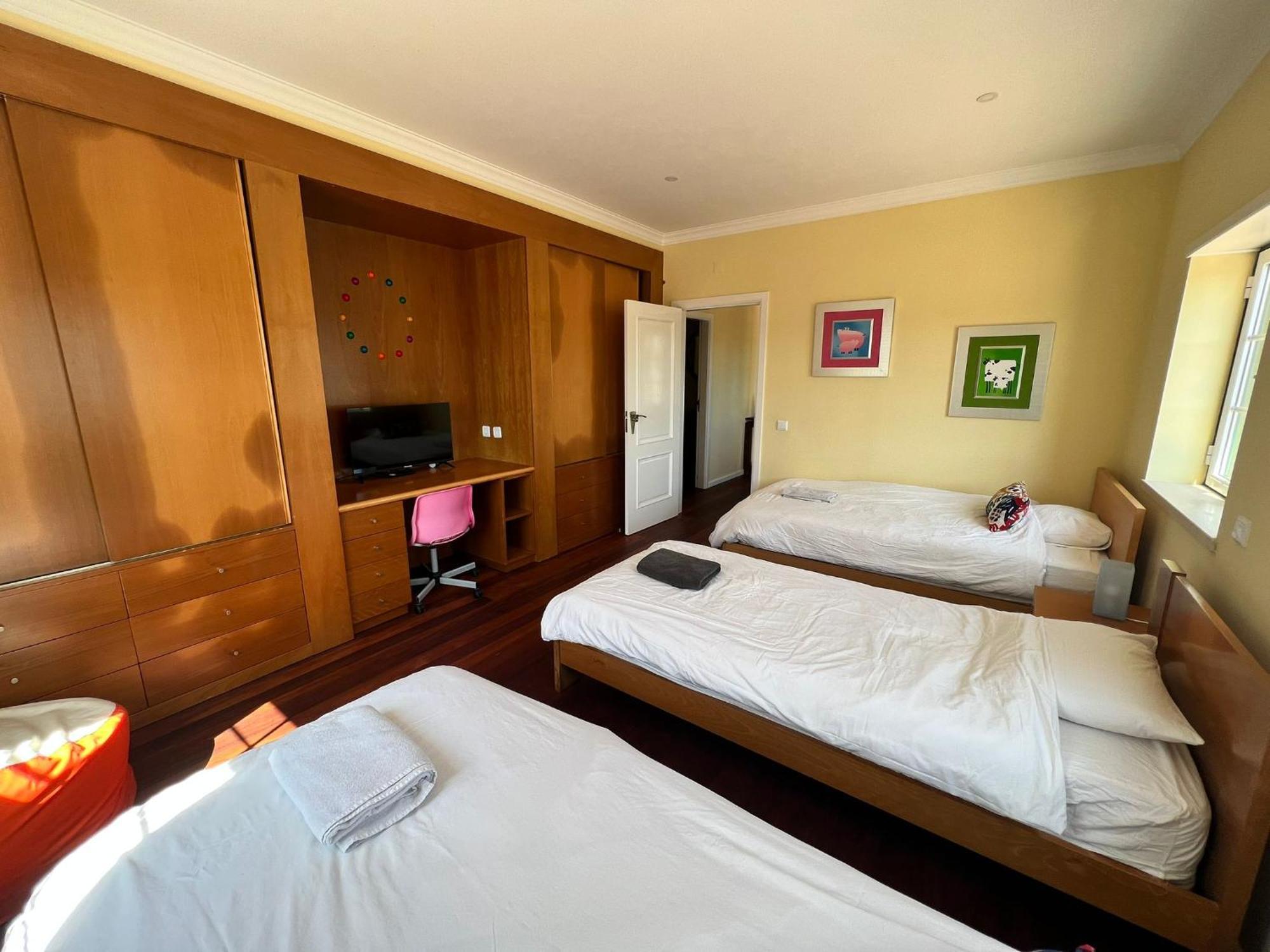 B&B With Heated Pool São Martinho do Porto Buitenkant foto